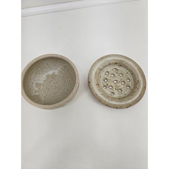 Vintage handmade pottery flower frog bowl earthy tan glaze - Picture 4 of 5